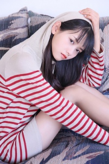 淑蓉又庠了把腿张开